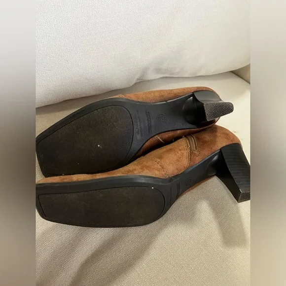 VTG Predictions Y2K Brown Suede Square Toe Kitten Heel Ankle Boot Booties 8.5 - Picture 4 of 4